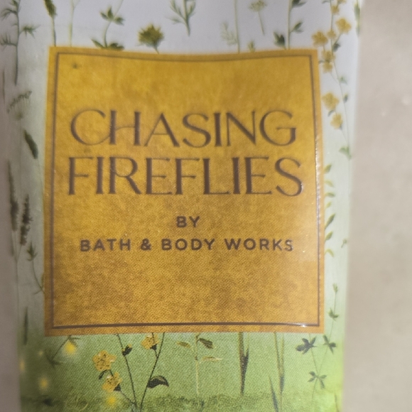 Bath & Body Works (BBW) - Chasing Fireflies Hydration Body Cream - Picture 2 of 5